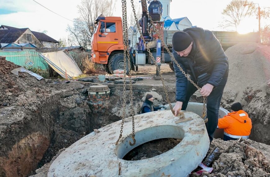 Водоканал проводит переврезку системы канализации на ул. Папивина&hellip;