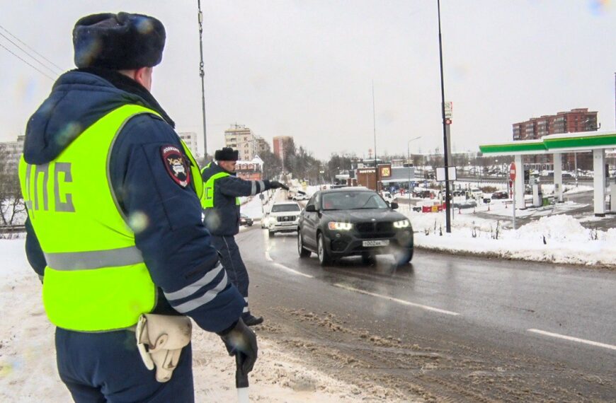 В Клину провели акцию «Детское кресло» (12+)