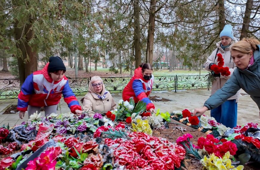 В Клину организовали автопробег по местам боевых сражений (12+)