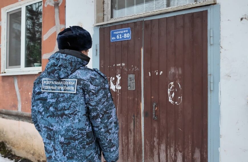 Сотрудники управляющий компаний вышли в рейд по должникам&hellip;