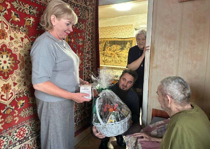 Депутаты и партийцы в рамках инициативы «Единой России»&hellip;