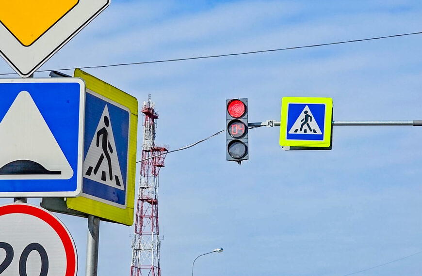 В Клину заработали новые светофоры (12+)