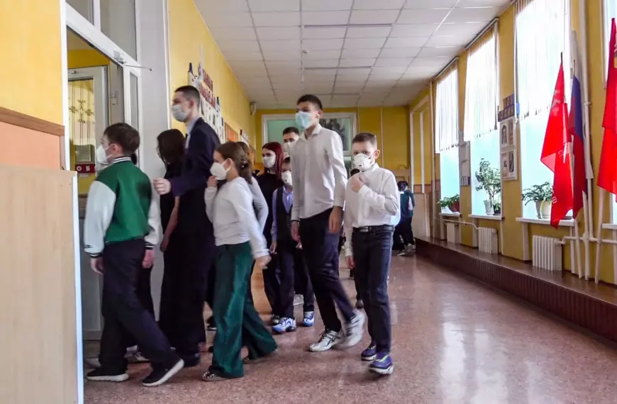 В Клину провели учебную эвакуацию школьников (12+)