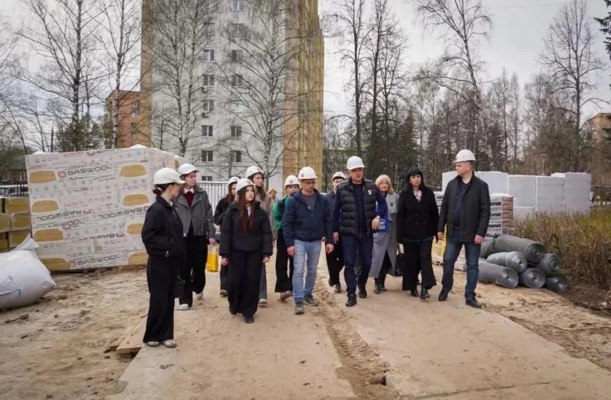 Студенты Клина провели один день с главой городского округа (12+)
