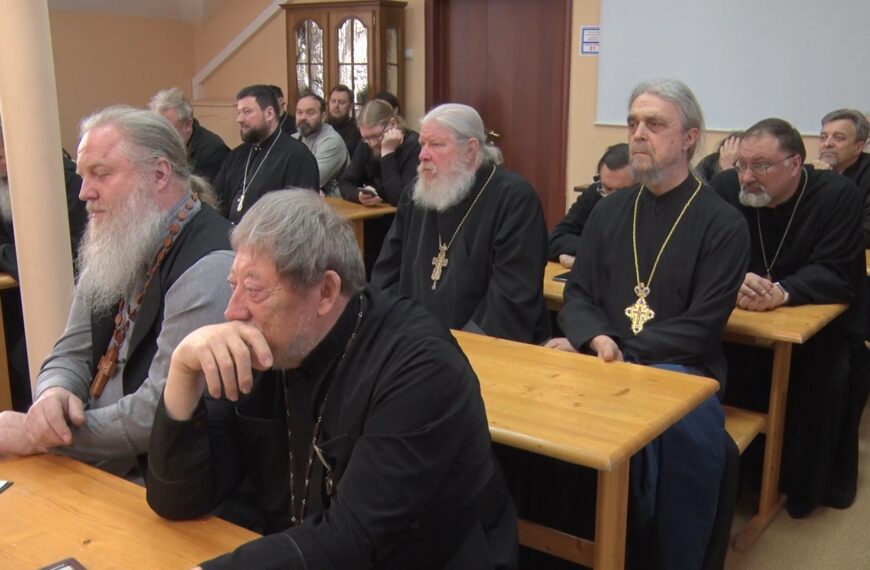 В храме «Всех скорбящих радость» прошли традиционные встречи с клинским благочинием (12+)