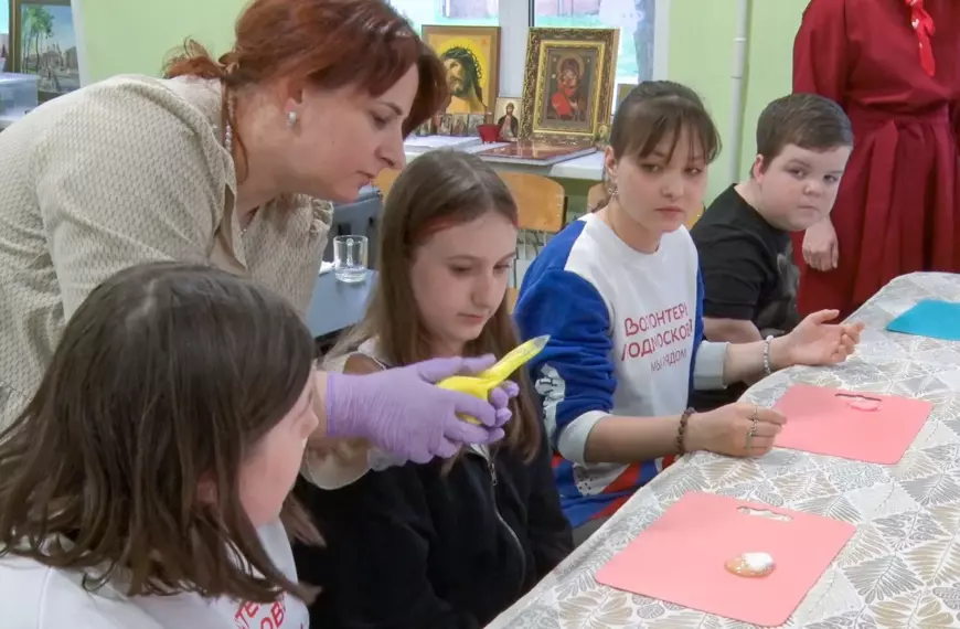 В рамках «Теплых встреч» организовали мастер-класс по изготовлению маршмеллоу (12+)