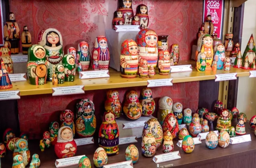 В Клину открылась выставка матрешек (12+)