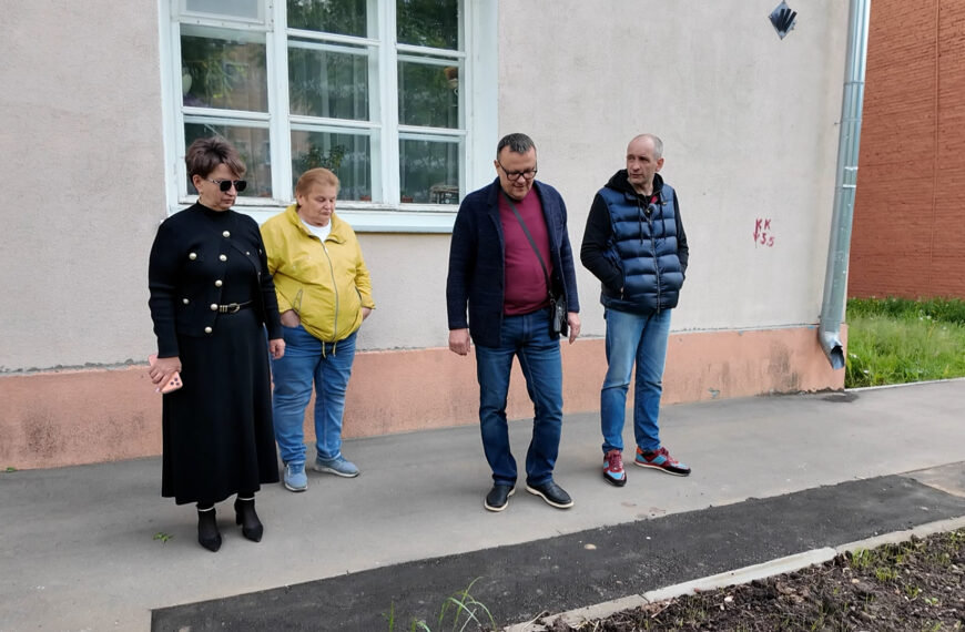 «Газпром теплоэнерго МО» в Клину проводит благоустройство (12+)