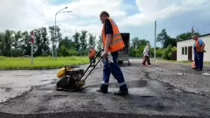 До 60 ям в день ремонтируют в городском&hellip;