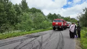 Спасатели эвакуировали людей из затопленных СНТ (12+)