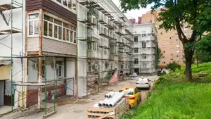 Ремонт фасадов на ул. Гагарина (12+)