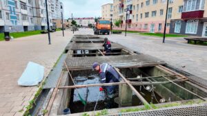 В Клину проверили фонтан в сквере Афанасьева (12+)