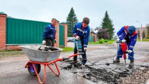 Клинское городское хозяйство проводит ямочный ремонт (12+)
