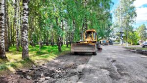 Городское хозяйство наводит порядок в Клин-5 (12+)