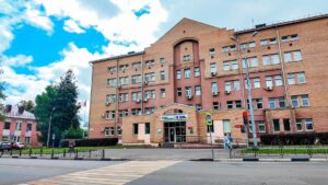 В Клину поздравили с 85-летием детского кардиолога Нелли&hellip;