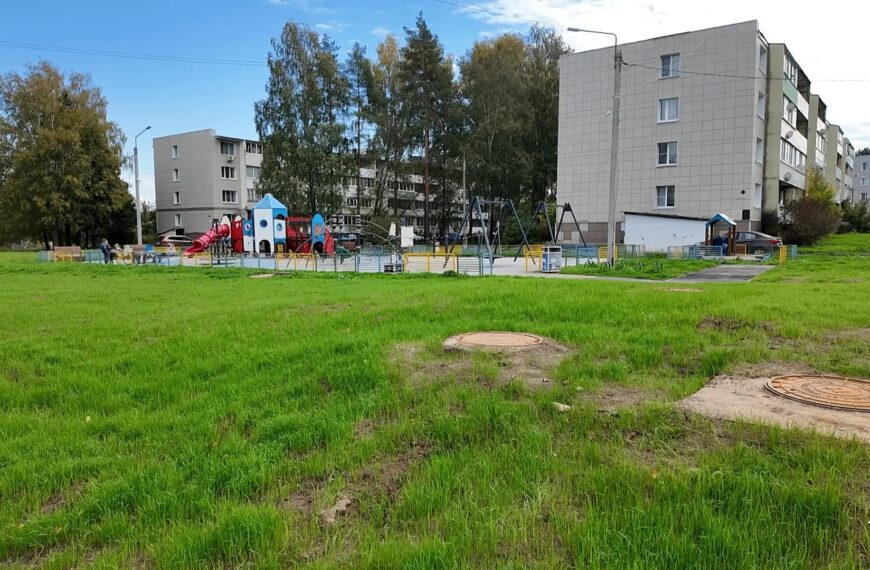 Глава г. о. Клин В. Власов проверил благоустройство на местах земляных работ (12+)