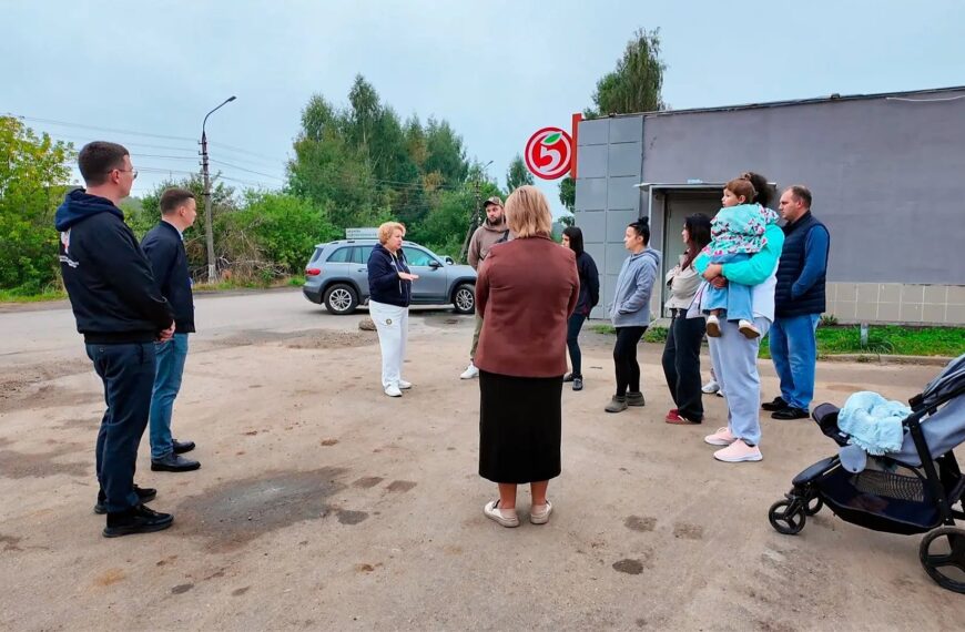Рабочая группа администрации выехала в Решоткино (12+)