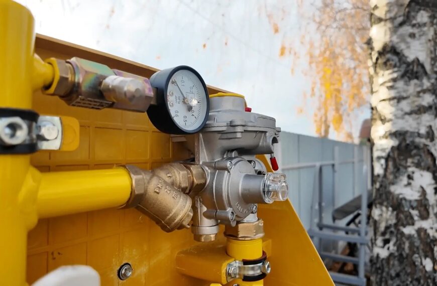 Семье погибшего воина подвели газ (12+)