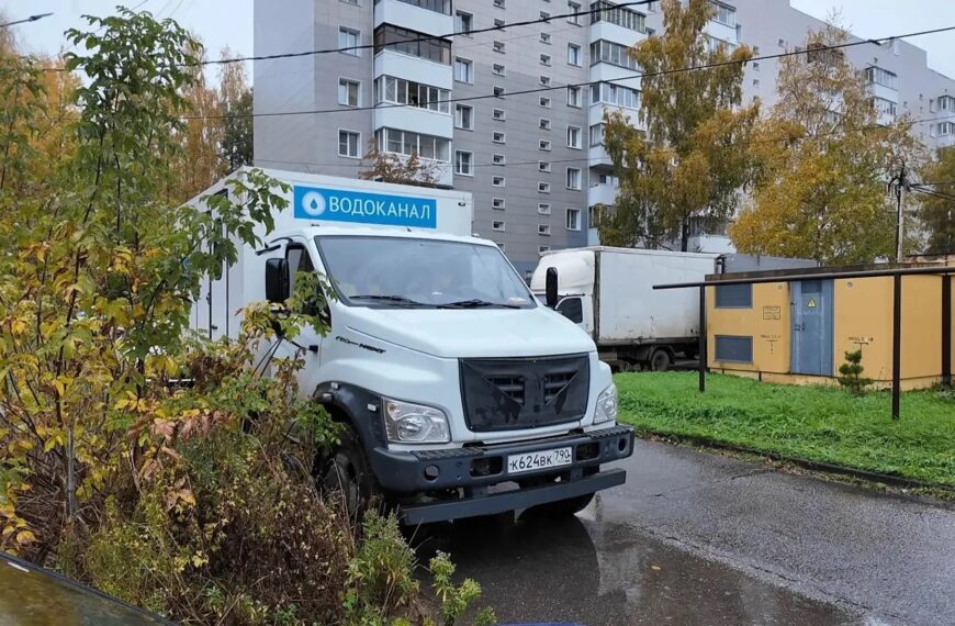 Водоканал ведёт работы в пр. Котовского (12+)